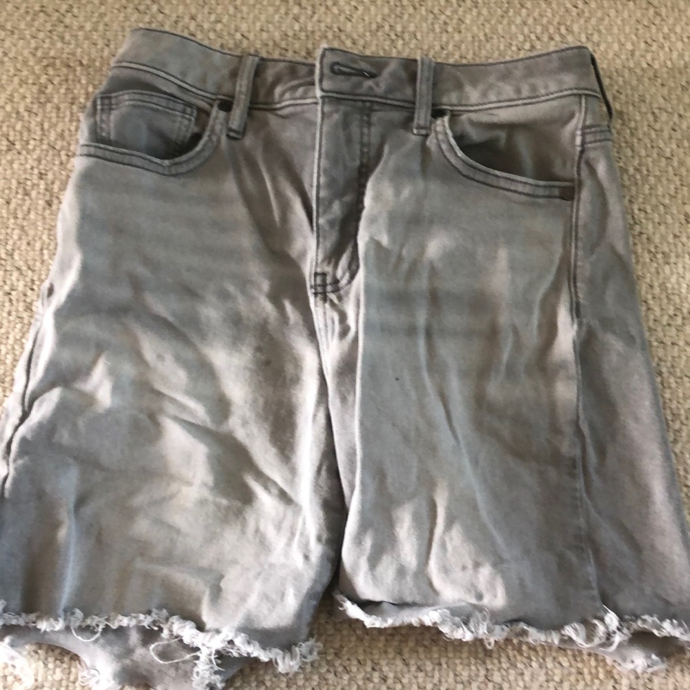 Simply Vera Vera Wang Gray Jean Shorts Distressed Frayed Hem
